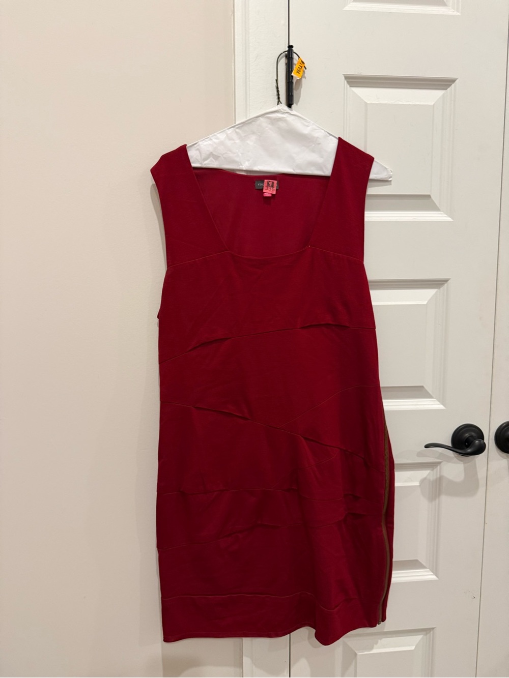 Vince Camuto Red Sleeveless Dress